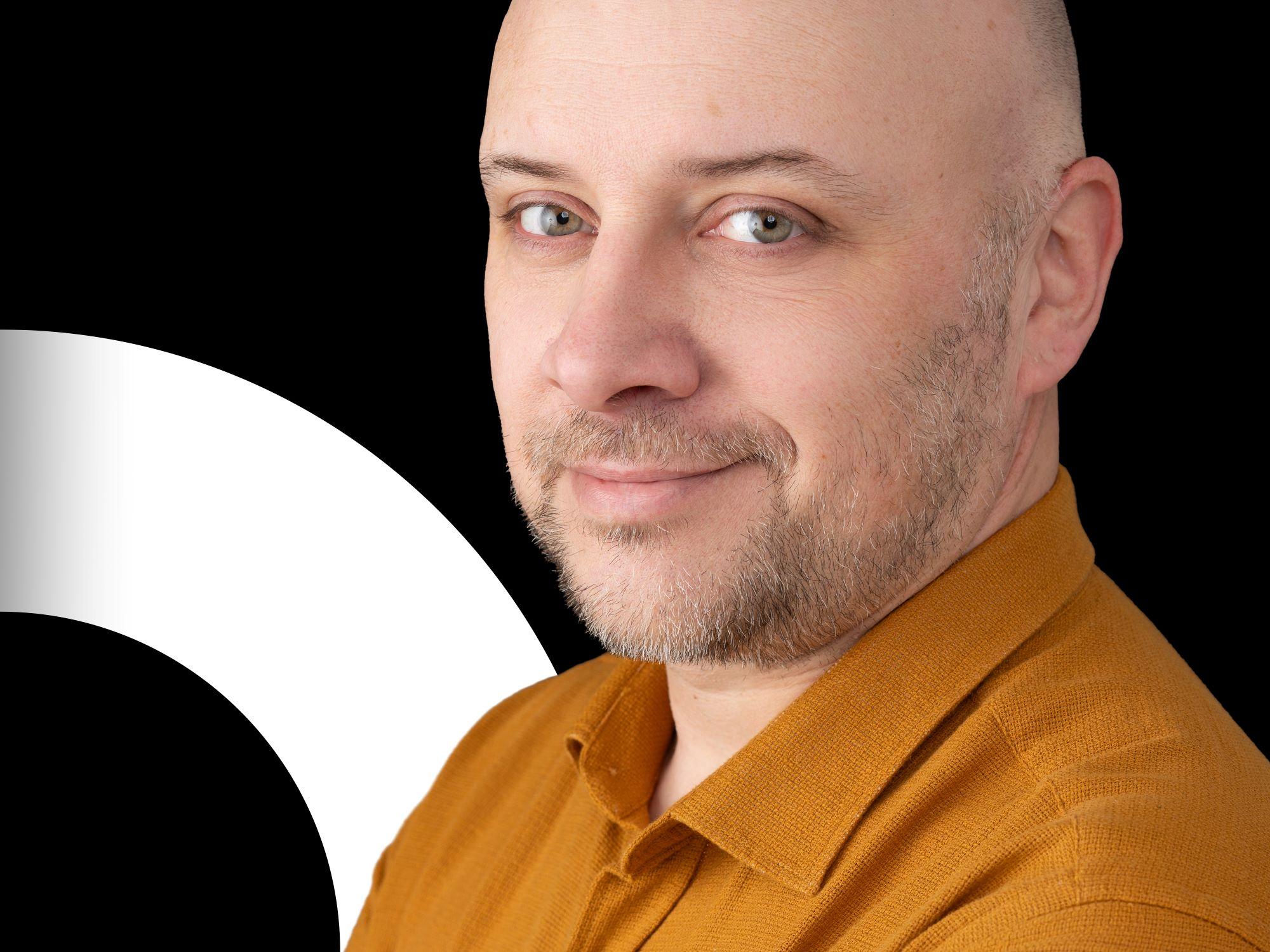 Simeon Genew, graphic designer, ilustrator, malarz